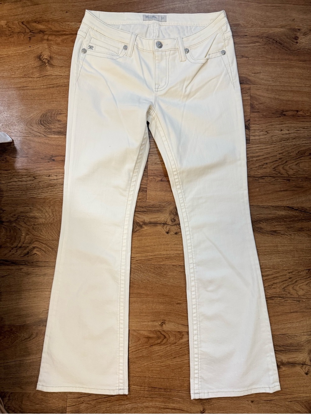 Miss Me Bootcut Jeans Low Waist